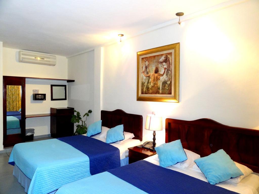 Hotel Costa Azul County Beach Puerto Cortes Zimmer foto